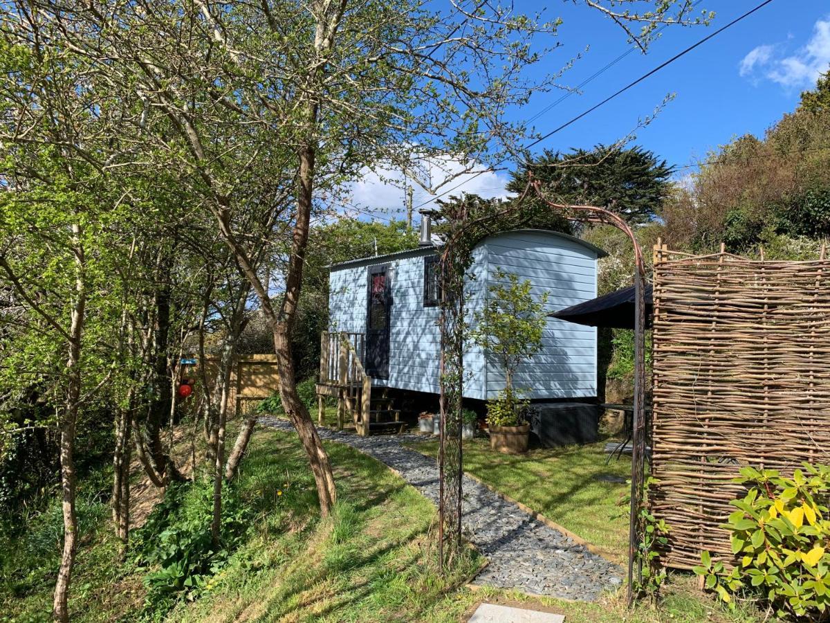 Tides Reach, Deluxe Shepherds Hut 1, 100M From The Beach Сент-Меррин Екстер'єр фото